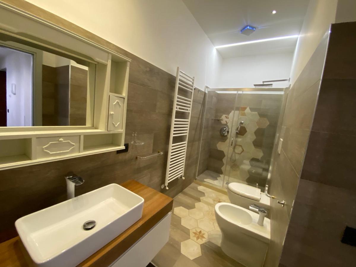 Mondo Vacanze Apartment Savona Exterior photo