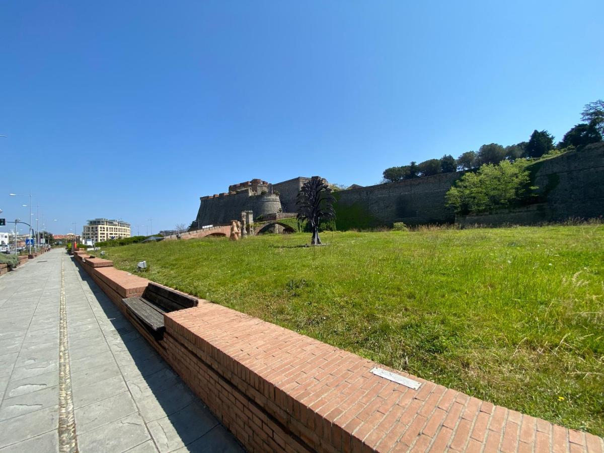 Mondo Vacanze Apartment Savona Exterior photo